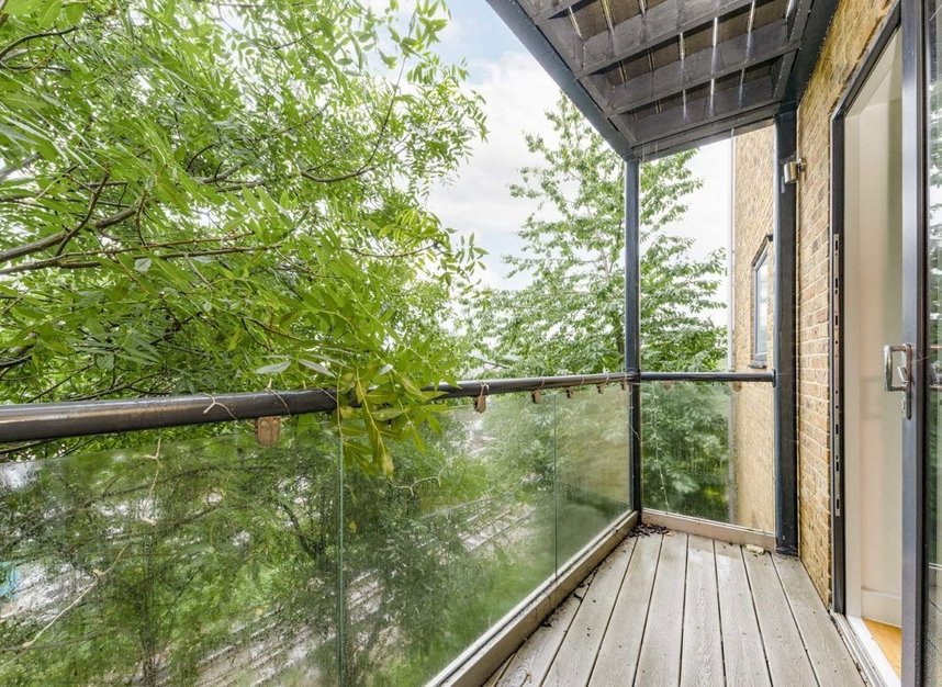 Properties for sale in West Barnes Lane - SW20 0BP view6