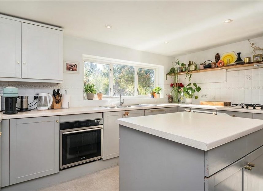 Properties for sale in West Park - SE9 4RQ view4