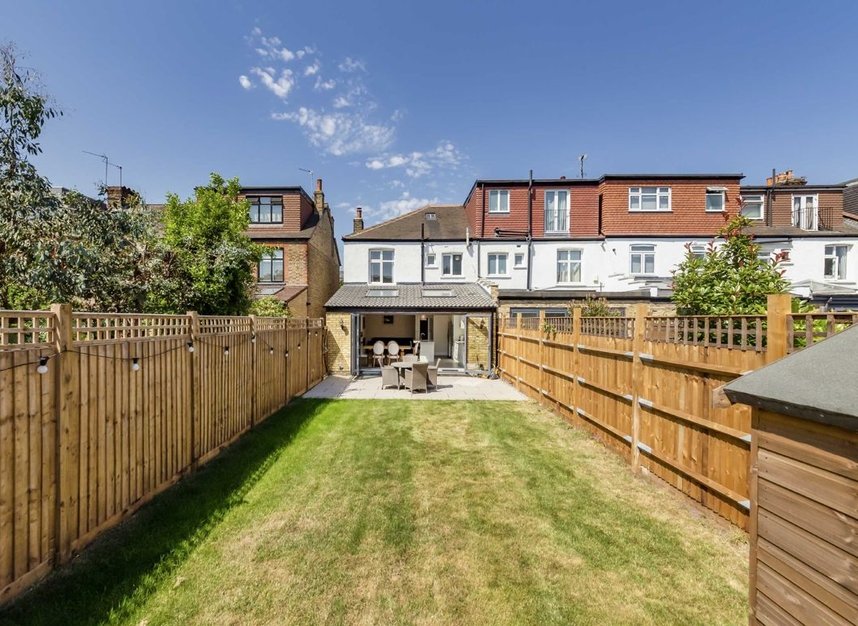 Properties sold in Westbourne Avenue - W3 6JL view11