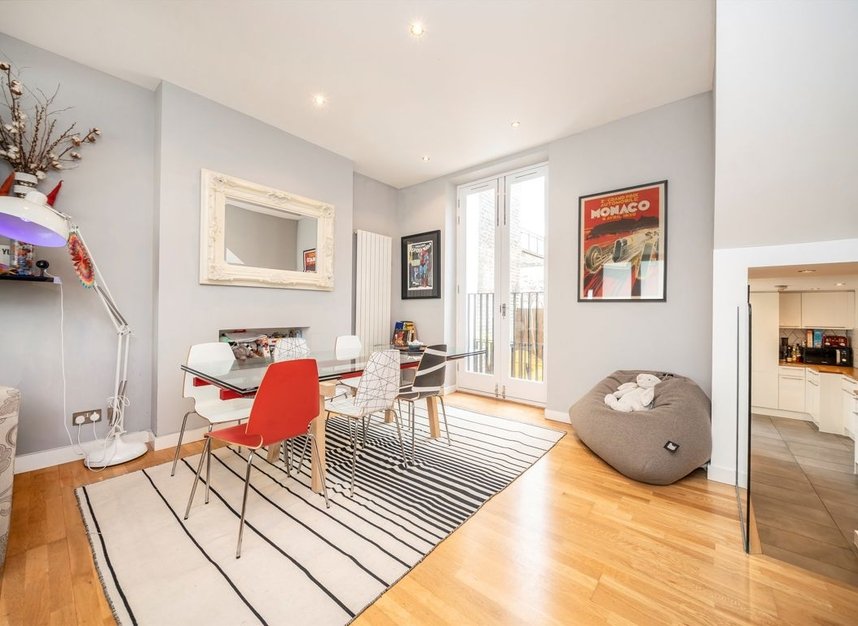 Properties for sale in Westbourne Road - N7 8AN view6