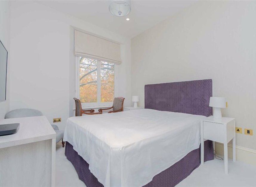 Properties for sale in Westbourne Terrace - W2 3UH view8