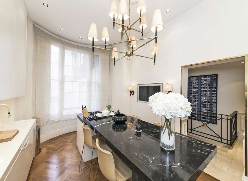Properties for sale in Westbourne Terrace - W2 3UR view3