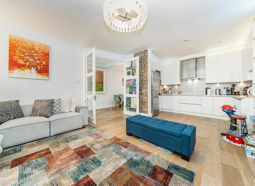 Properties for sale in Westbourne Terrace - W2 3UY view5