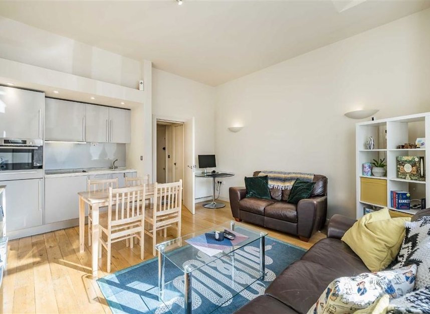 Properties for sale in Westbourne Terrace - W2 3UY view2