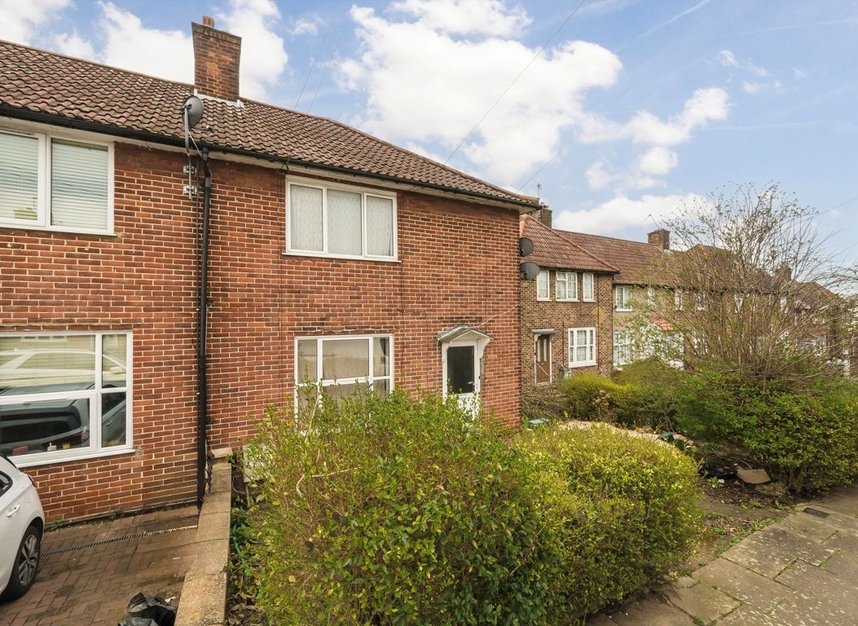 Properties for sale in Westcott Crescent - W7 1PA view1
