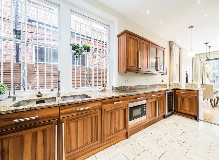 Properties for sale in Western Gardens - W5 3RS view8