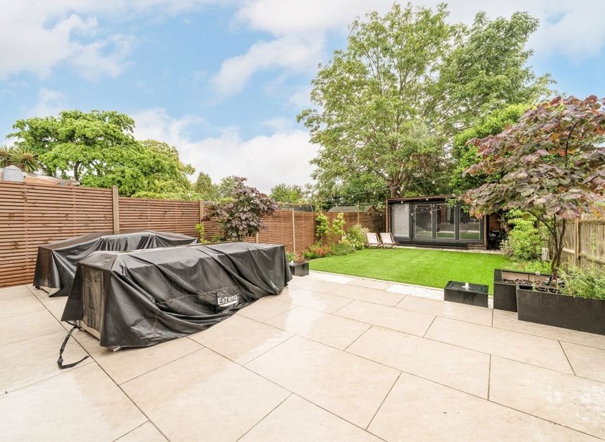 Properties for sale in Western Gardens - W5 3RS view4