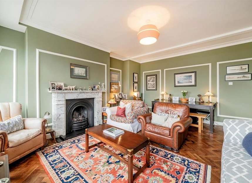 Properties for sale in Weymouth Street - W1G 8NT view5