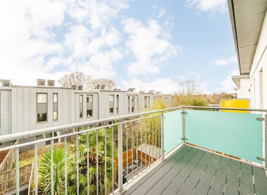 Properties for sale in Wharncliffe Mews - SW4 8DP view6