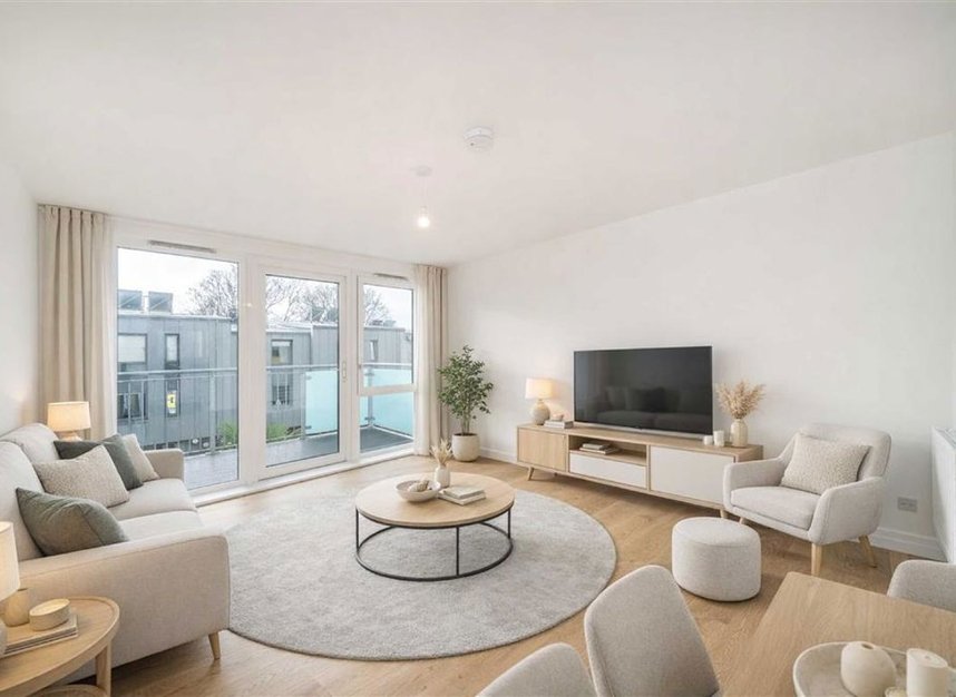 Properties for sale in Wharncliffe Mews - SW4 8DP view2
