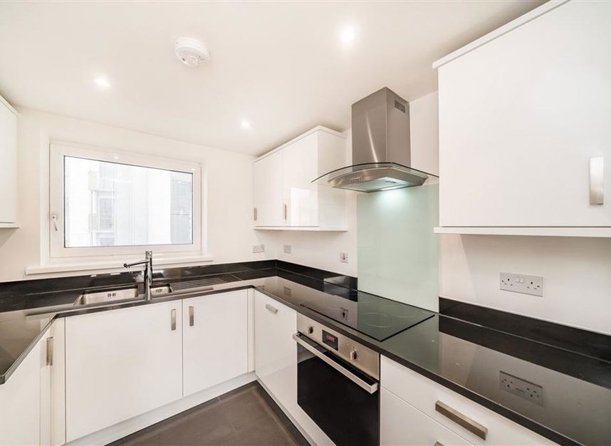 Properties for sale in Wharncliffe Mews - SW4 8DP view3