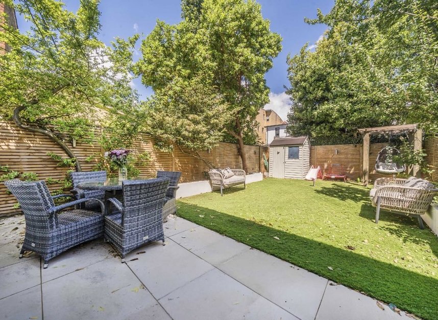 Properties for sale in Whitehall Gardens - W3 9RD view8