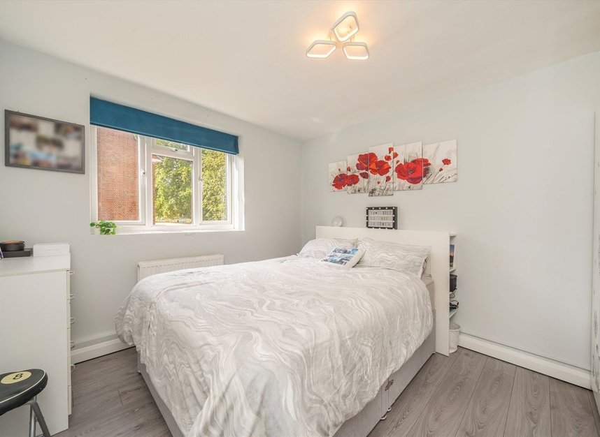 Properties for sale in Whitnell Way - SW15 6DQ view3