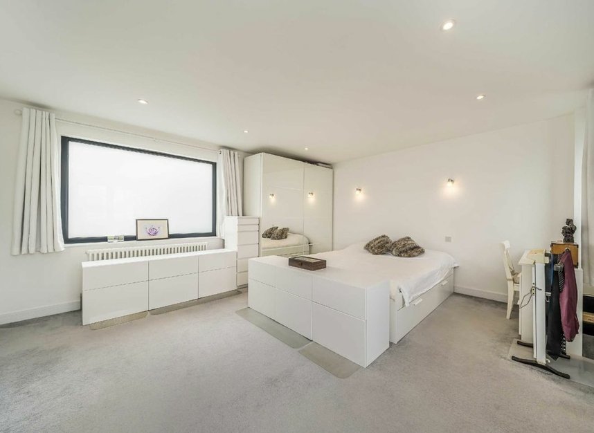 Properties sold in Whittlebury Mews West - NW1 8HS view6