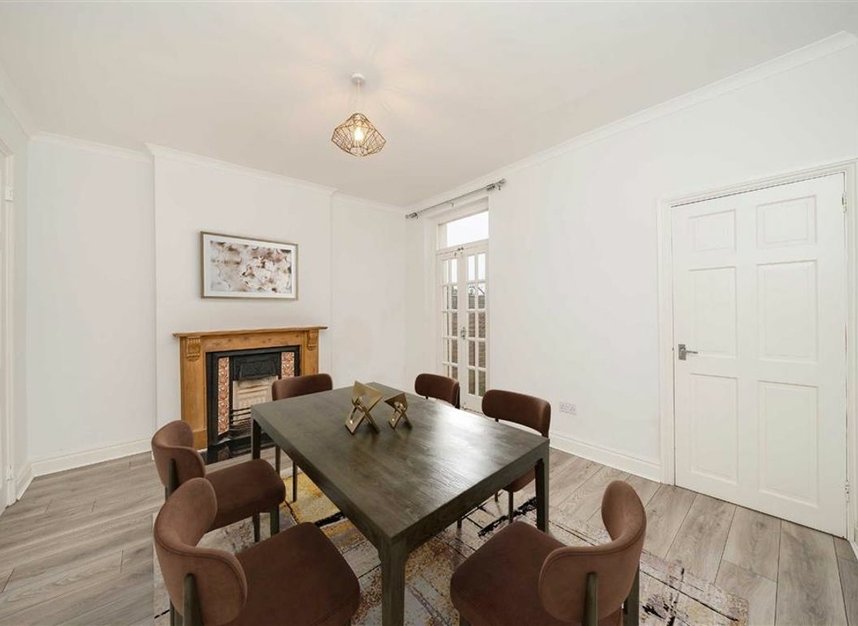 Properties for sale in Wick Road - TW11 9DW view3