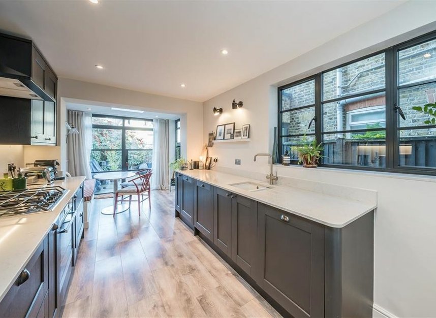 Properties for sale in Wick Road - TW11 9DW view3