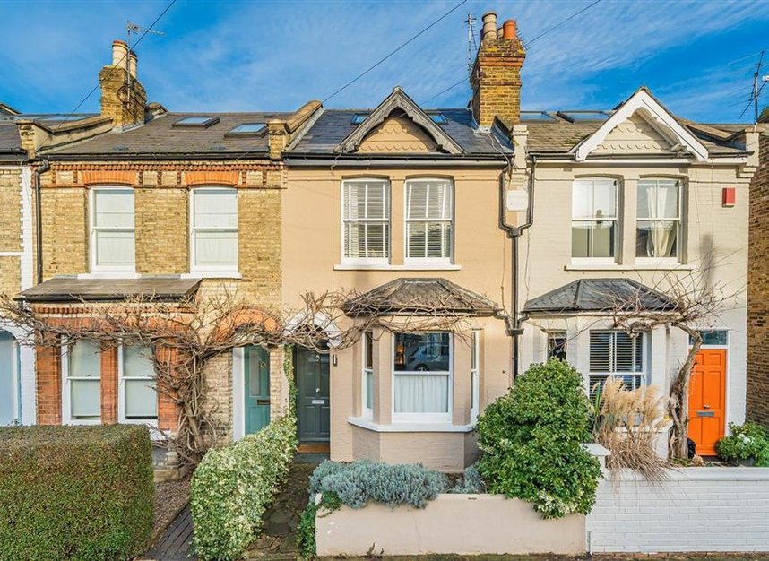 Properties for sale in Wick Road - TW11 9DW view1