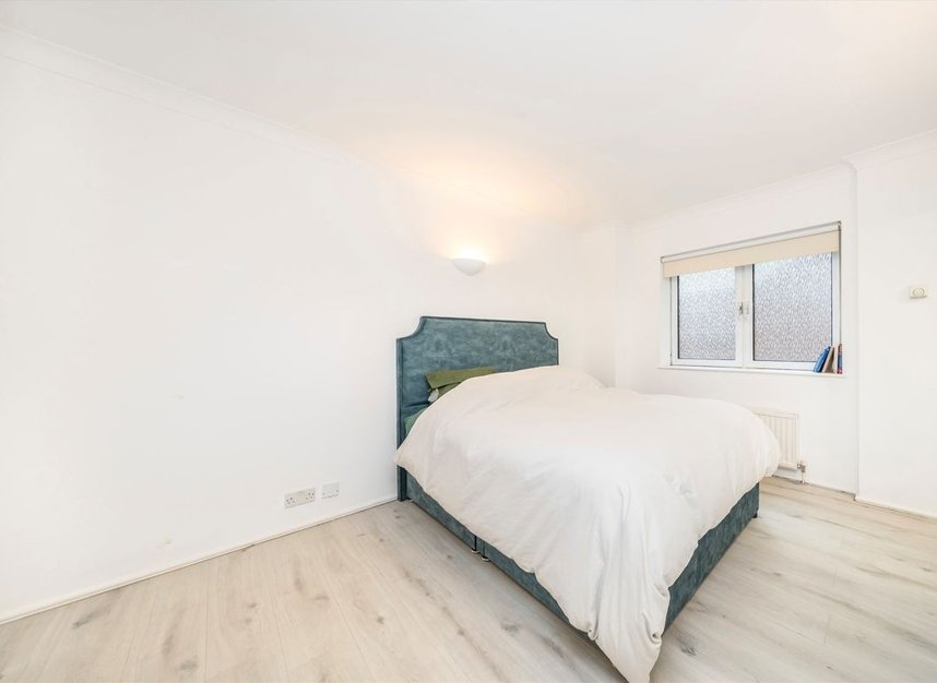 Properties for sale in William Morris Way - SW6 2UW view4