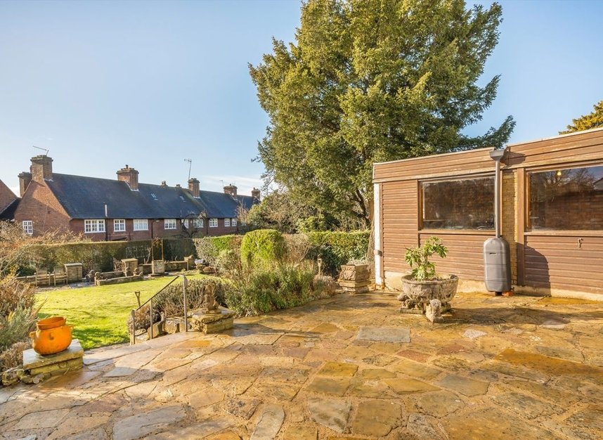 Properties sold in Willifield Way - NW11 7XU view5