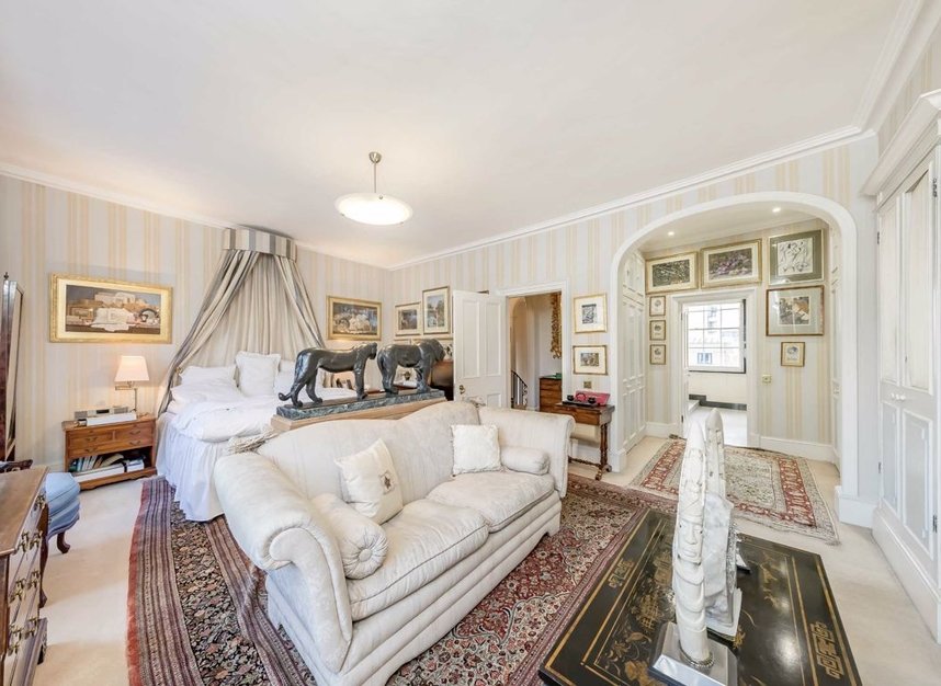 House for sale in Wilton Crescent, London, SW1X Dexters