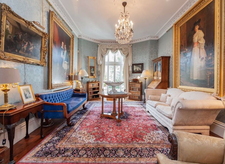 Properties for sale in Wilton Crescent - SW1X 8RN view2