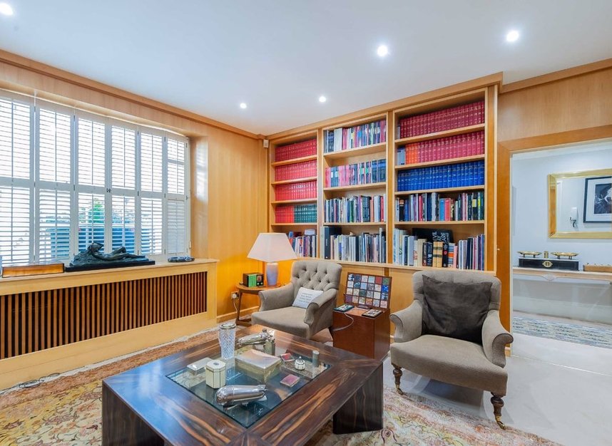 Properties for sale in Wilton Crescent - SW1X 8RN view8