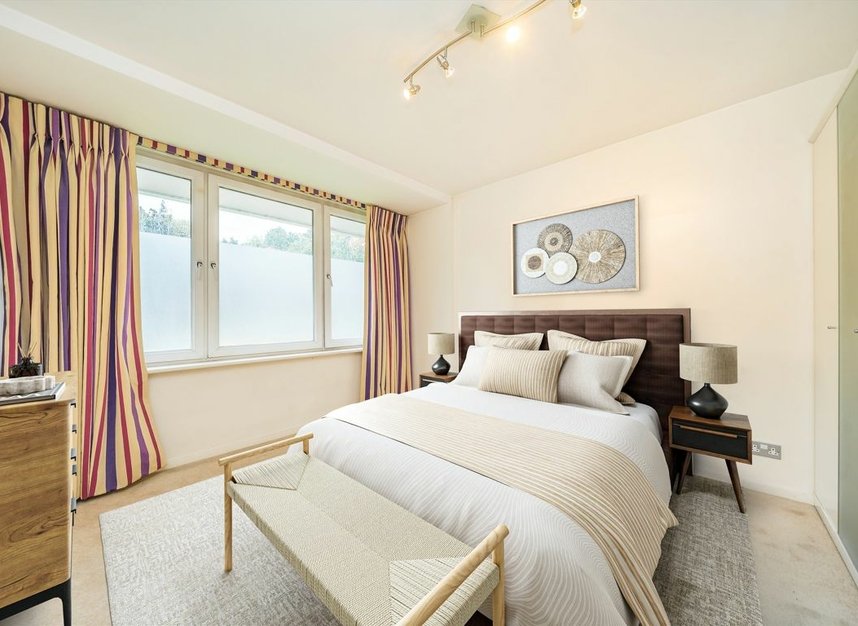 Properties for sale in Wimbledon Park Road - SW19 6PP view3