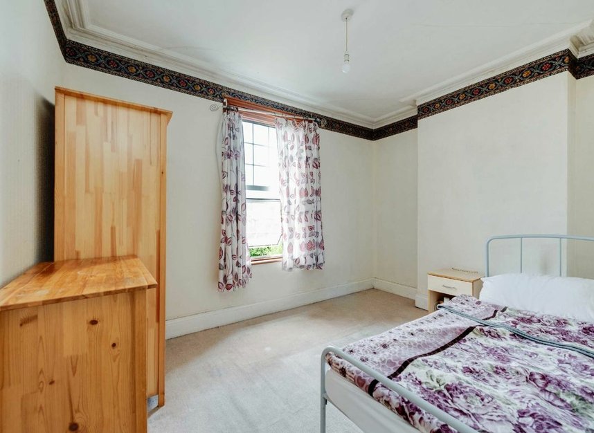 Properties for sale in Wimborne Gardens - W13 8BZ view7