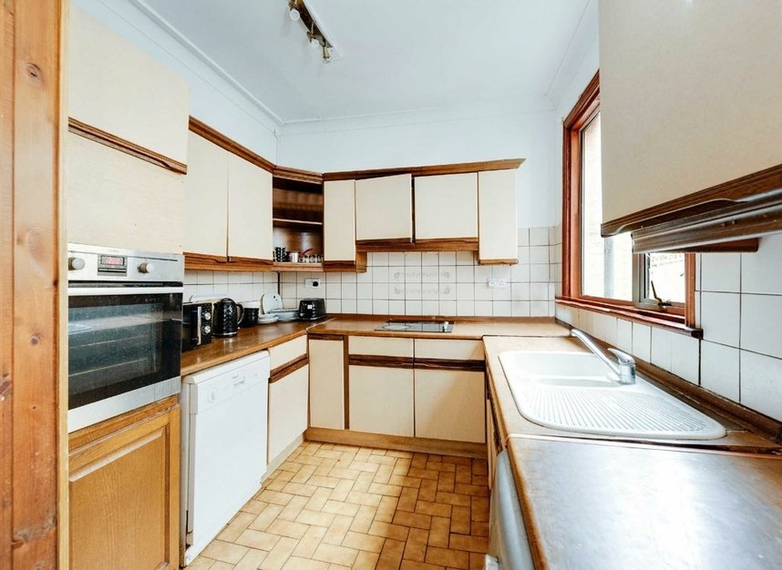Properties for sale in Wimborne Gardens - W13 8BZ view3