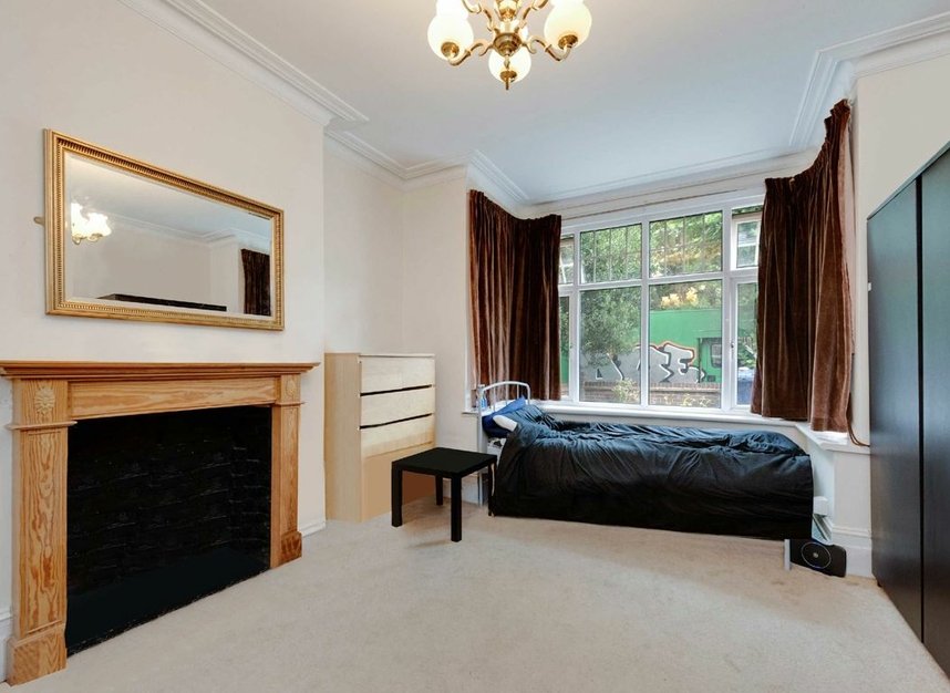 Properties for sale in Wimborne Gardens - W13 8BZ view2