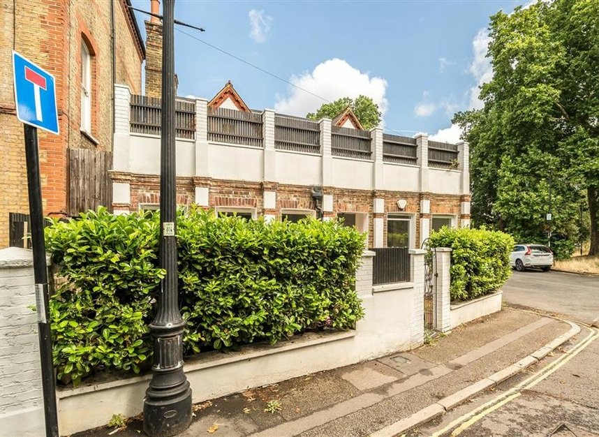 Properties for sale in Windmill Drive - SW4 9DE view13