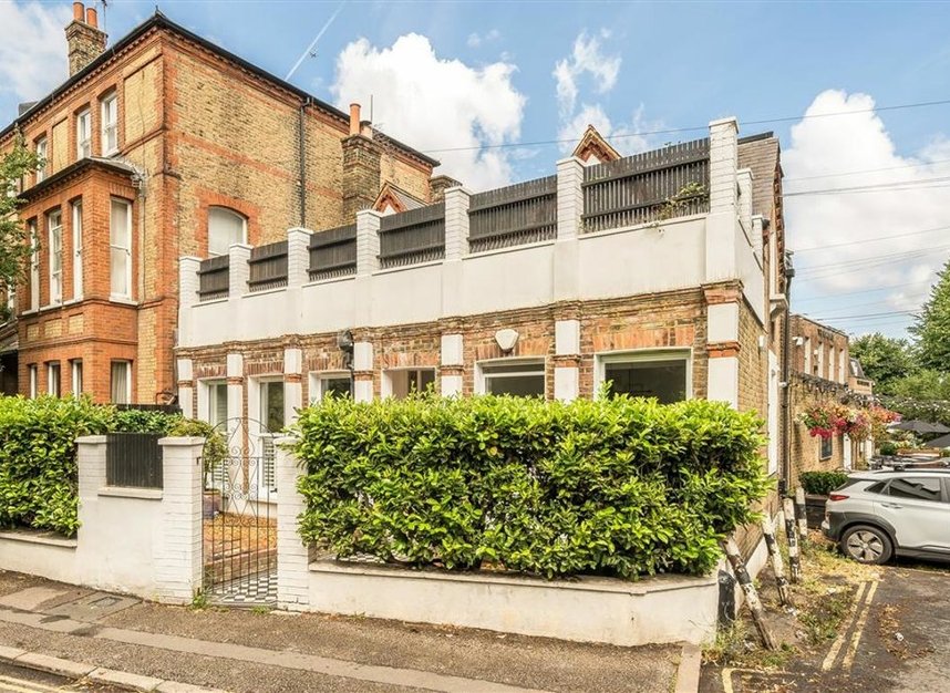 Properties for sale in Windmill Drive - SW4 9DE view14