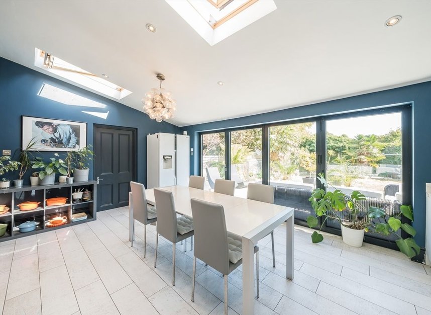 Properties for sale in Windmill Road - TW8 9LZ view4