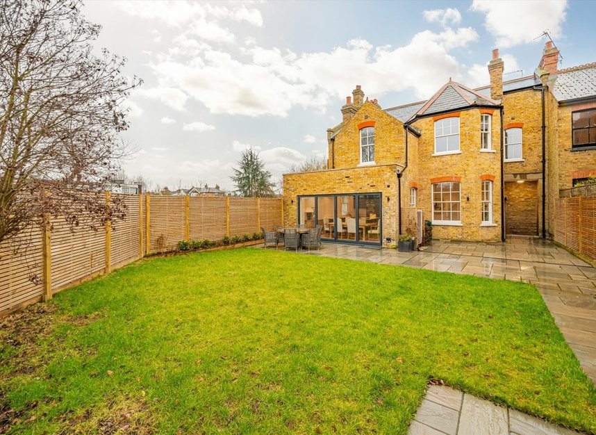 Properties for sale in Windmill Road - TW12 1QU view11