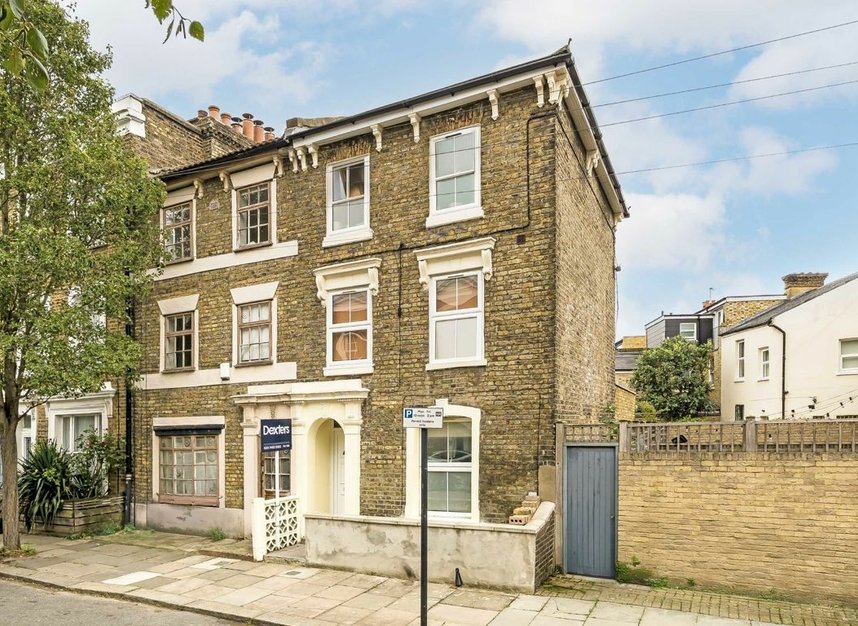 Properties for sale in Wingmore Road - SE24 0AS view1
