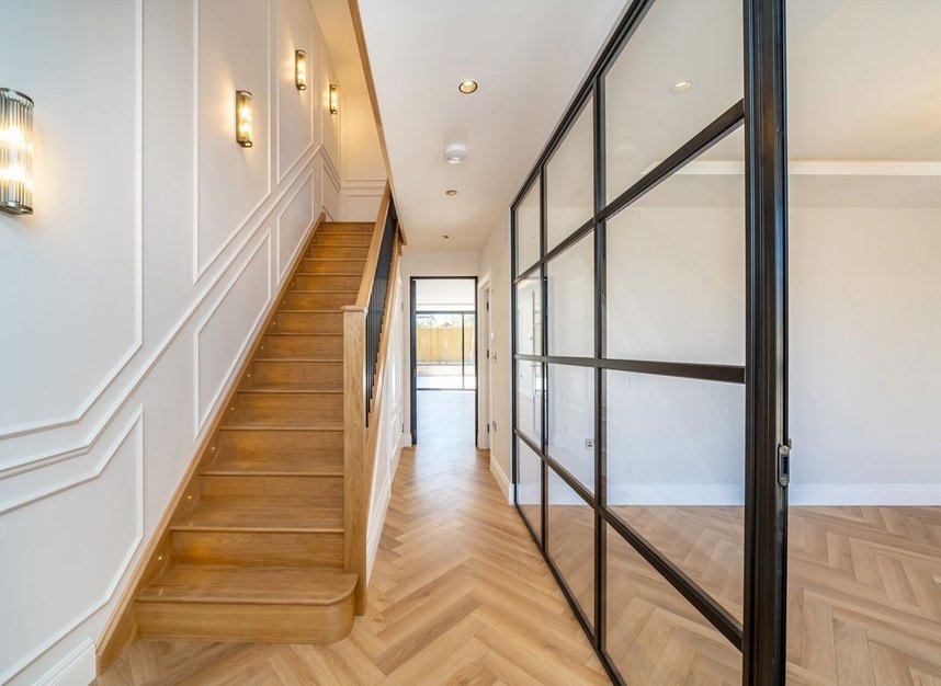 Properties for sale in Winston Close - SW20 9DT view13