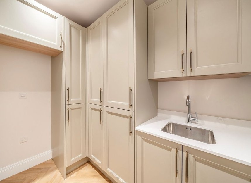 Properties for sale in Winston Close - SW20 9DT view14