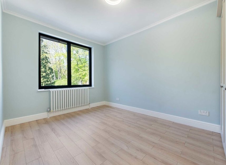 Properties for sale in Wise Lane - NW7 2RE view8