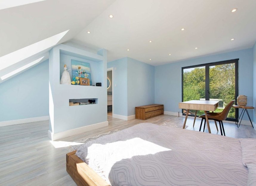 Properties for sale in Wise Lane - NW7 2RE view4