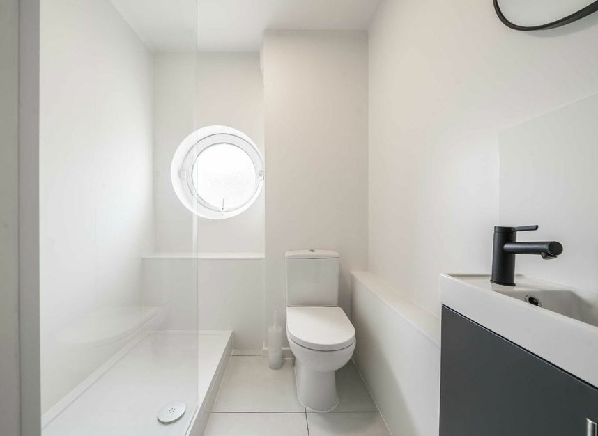 Properties sold in Wolfe Crescent - SE16 6SS view6