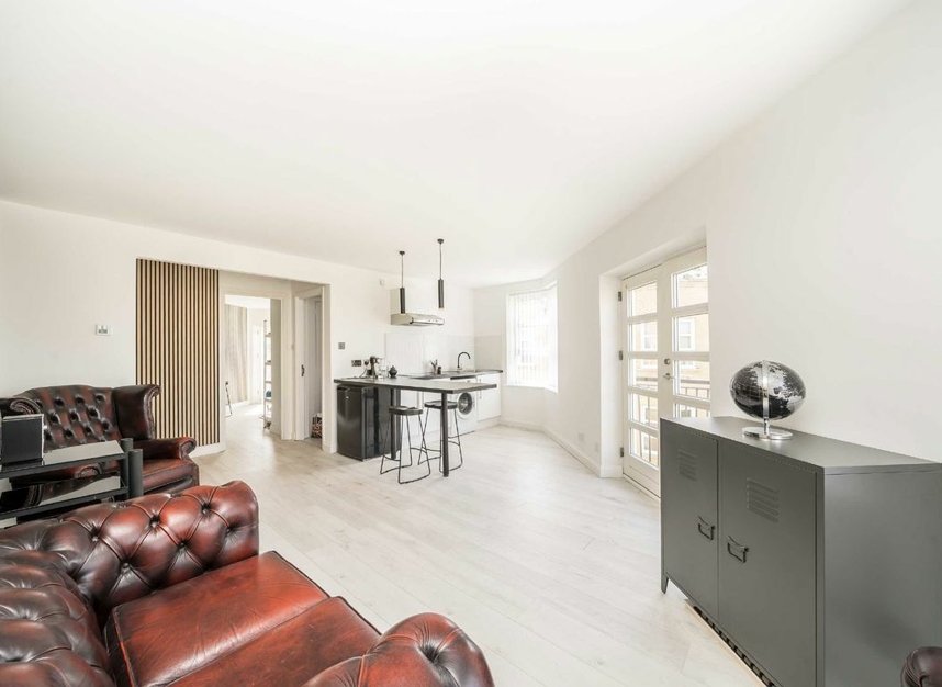 Properties sold in Wolfe Crescent - SE16 6SS view7