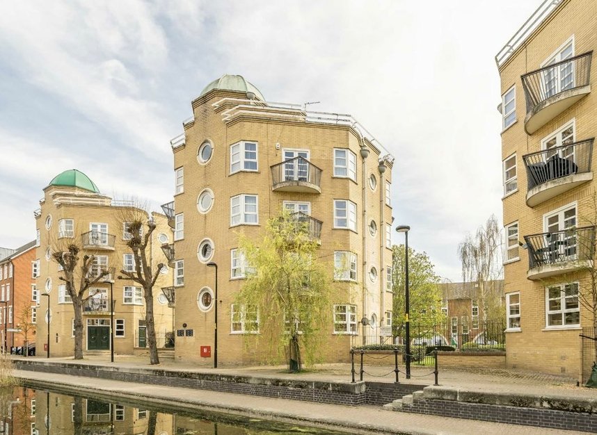 Properties sold in Wolfe Crescent - SE16 6SS view1