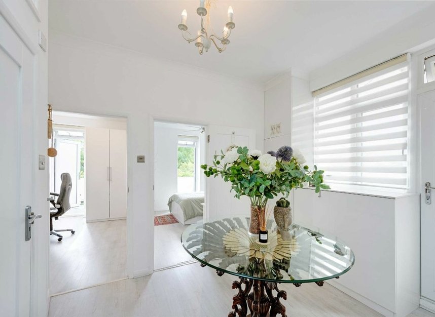 Properties for sale in Woodfield Road - W5 1SL view5