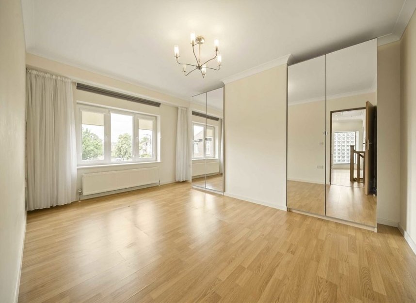 Properties for sale in Woodhouse Close - UB6 8LF view8