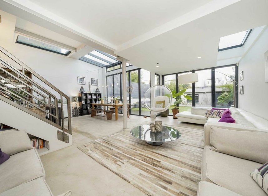 Woodland Gardens, London, N10