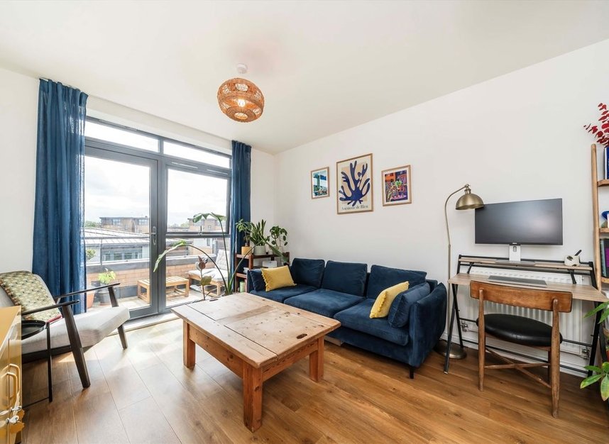 Properties for sale in Woodmill Road - E5 9PD view2