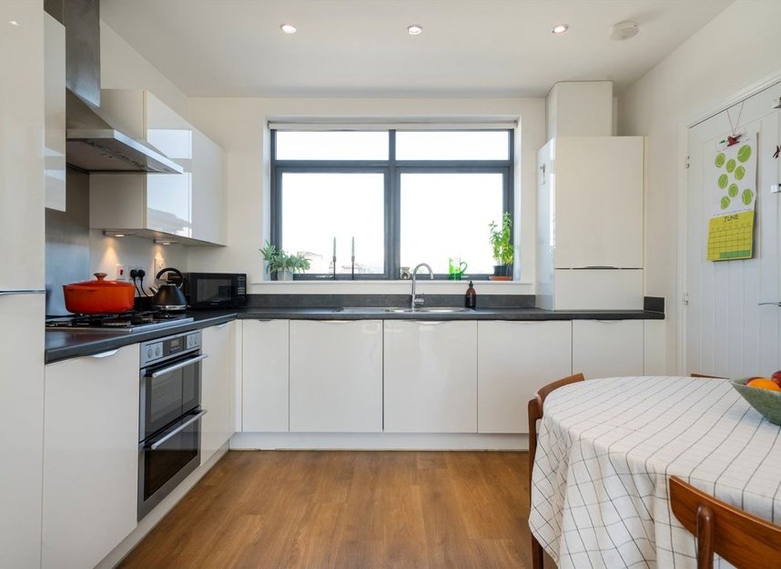 Properties for sale in Woodmill Road - E5 9PD view5
