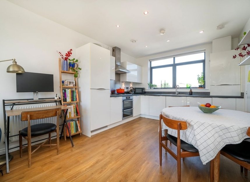 Properties for sale in Woodmill Road - E5 9PD view4