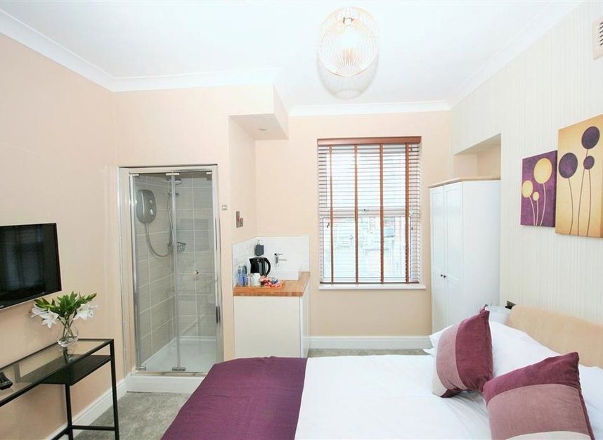 Properties for sale in Woodseer Street - E1 5HD view4