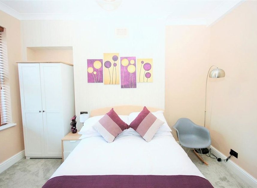Properties for sale in Woodseer Street - E1 5HD view3